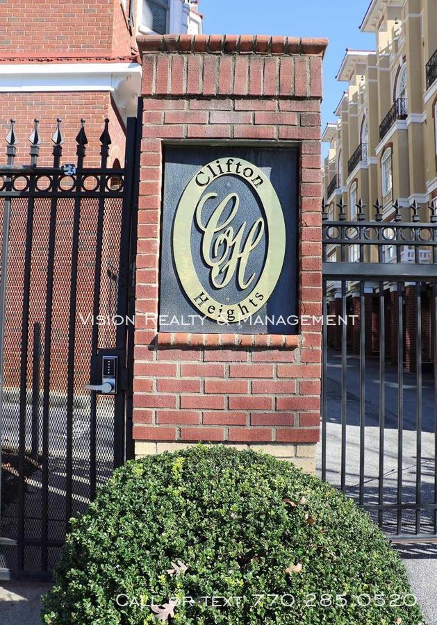 829 Clifton Heights Ln Atlanta, GA House for Rent Rentable