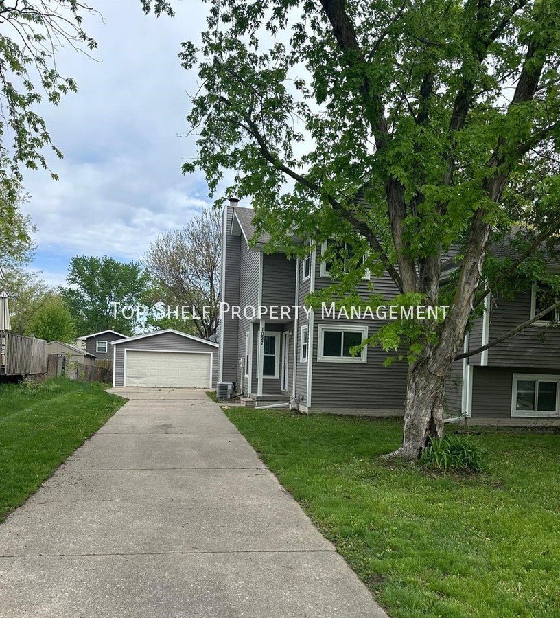 1027 6th St NW Altoona, IA Apartment for Rent Rentable