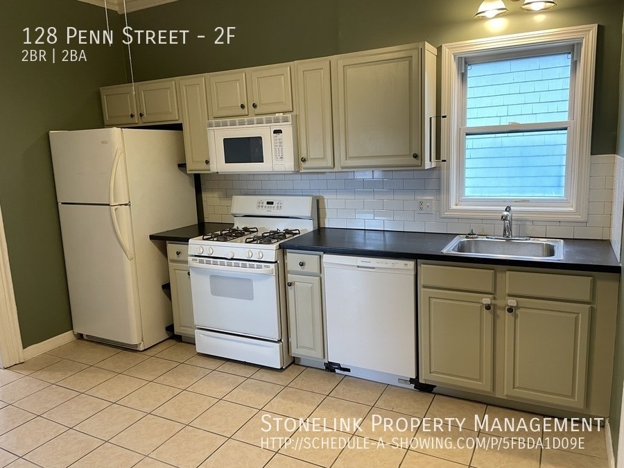 128 Penn St Providence, RI Apartment for Rent Rentable