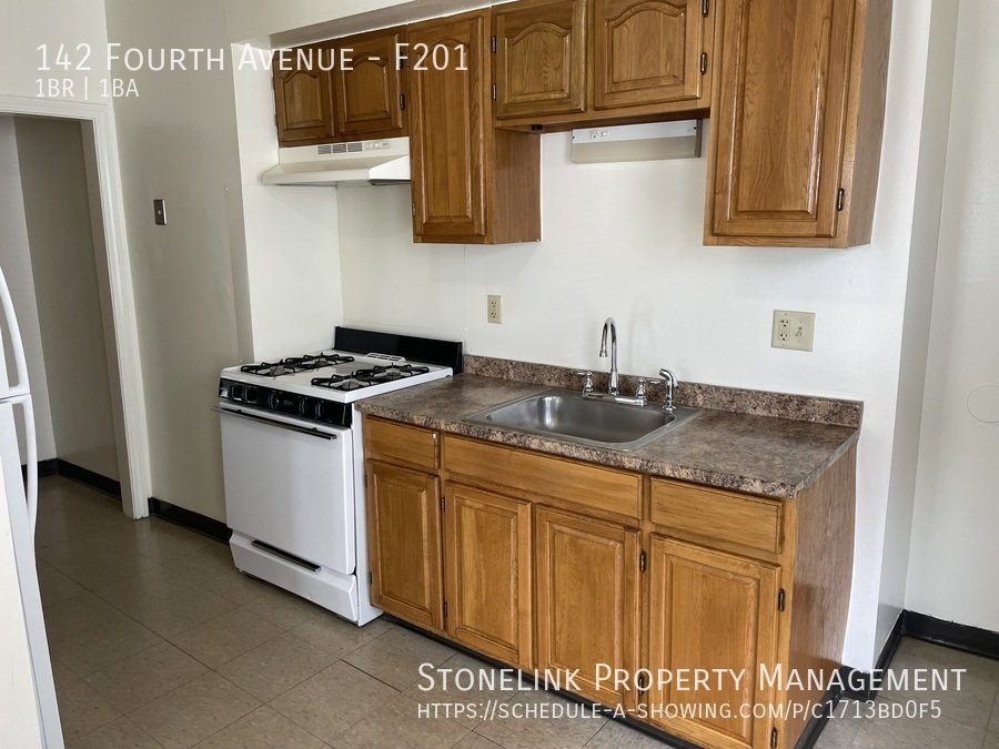 142 Fourth Ave Woonsocket, RI Apartment for Rent Rentable