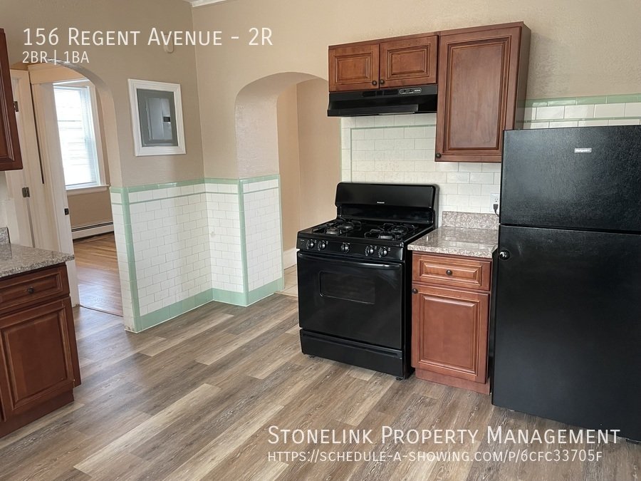 156 Regent Ave Providence, RI Apartment for Rent Rentable