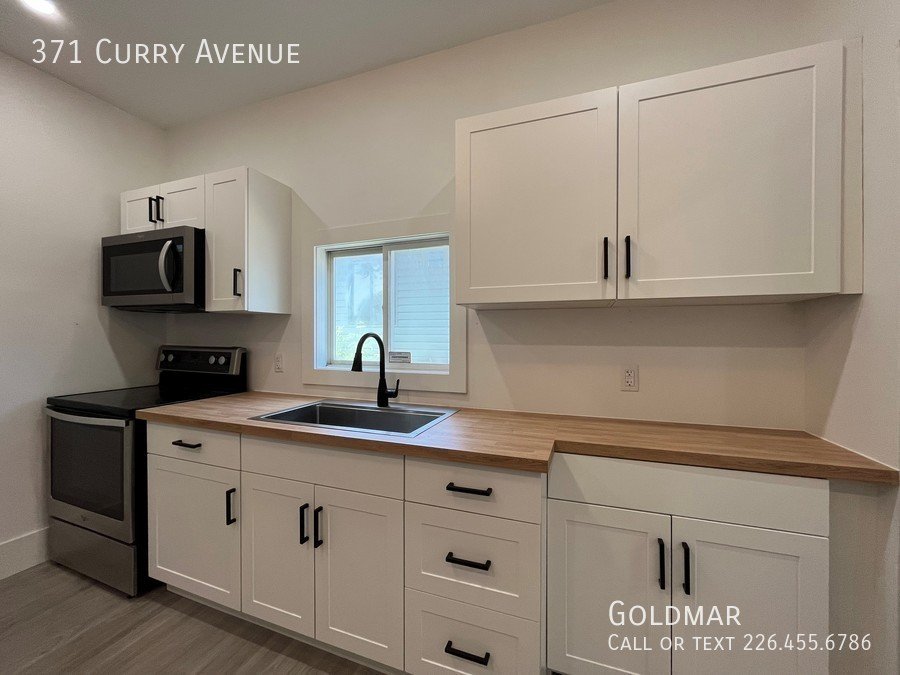 371 Curry Ave Windsor, ON House for Rent Rentable