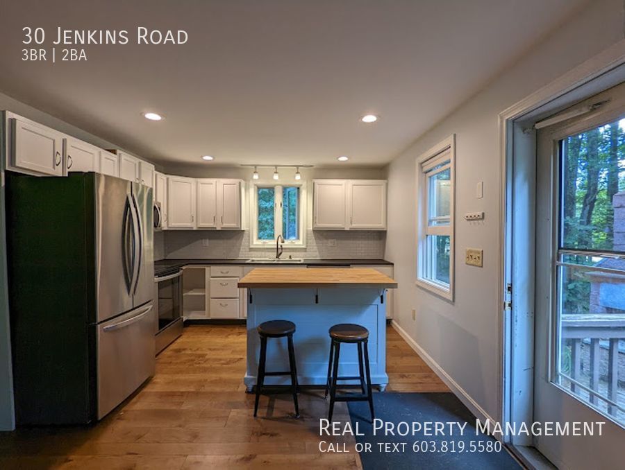30 Jenkins Rd Lee, NH House for Rent Rentable
