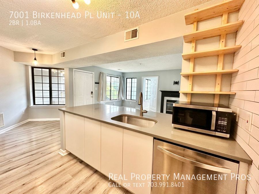 7001 Birkenhead Pl Unit Alexandria Alexandria, VA Apartment for Rent