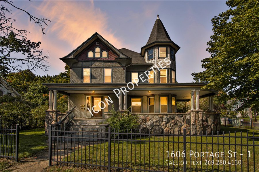 1606 Portage St Kalamazoo, MI Apartment for Rent Rentable