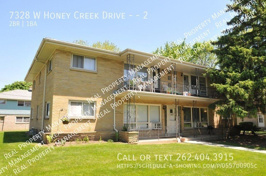 7328 W Honey Creek Dr Milwaukee, WI Apartment for Rent
