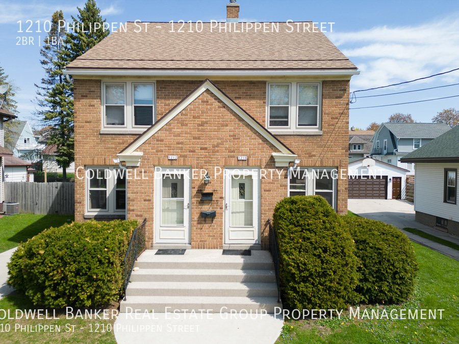 1212 Philippen St Manitowoc, WI Apartment for Rent Rentable