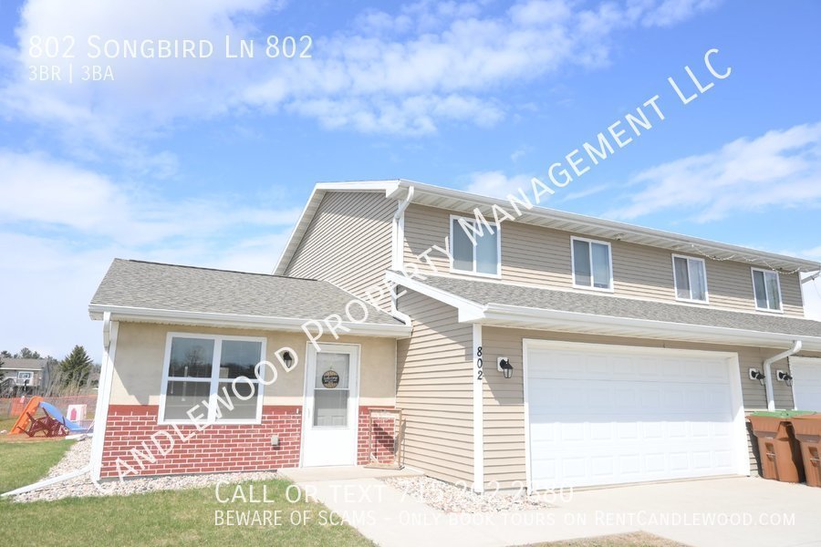 802 Songbird Ln Stevens Point, WI Apartment for Rent