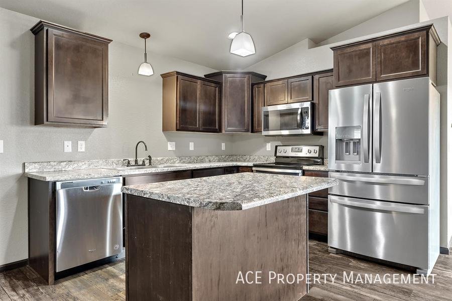 513 Pride Ct Box Elder Box Elder, SD House for Rent