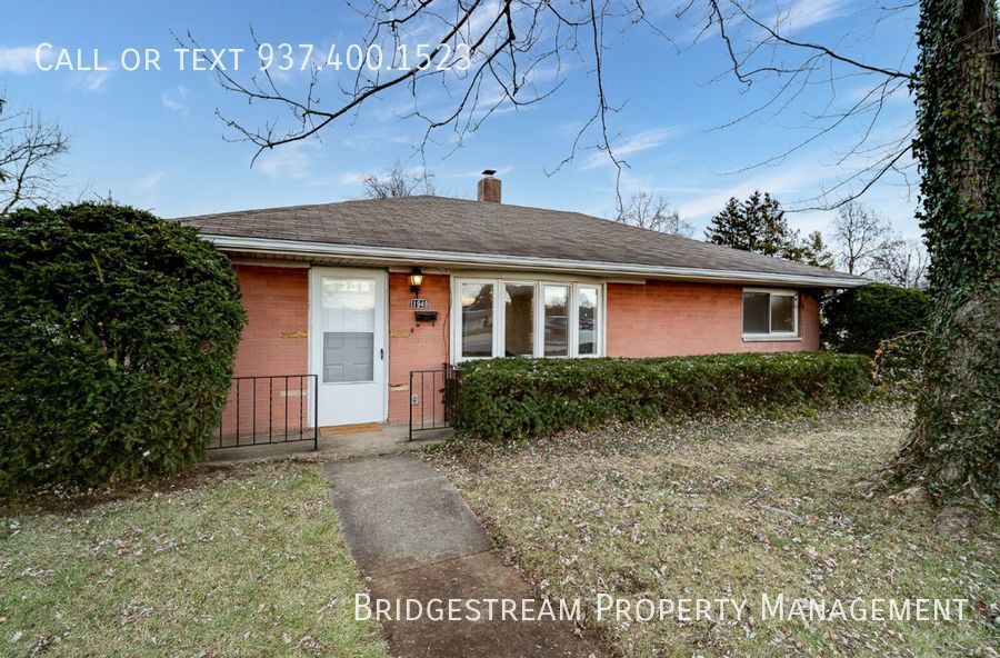 1949 E Stroop Rd Kettering, OH House for Rent Rentable