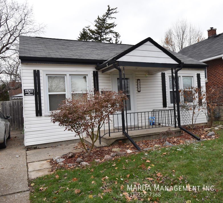 2337 Alexis Rd Windsor, ON House for Rent Rentable