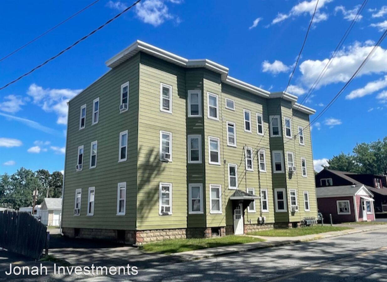 346 Britton St Chicopee, MA Apartment for Rent Rentable