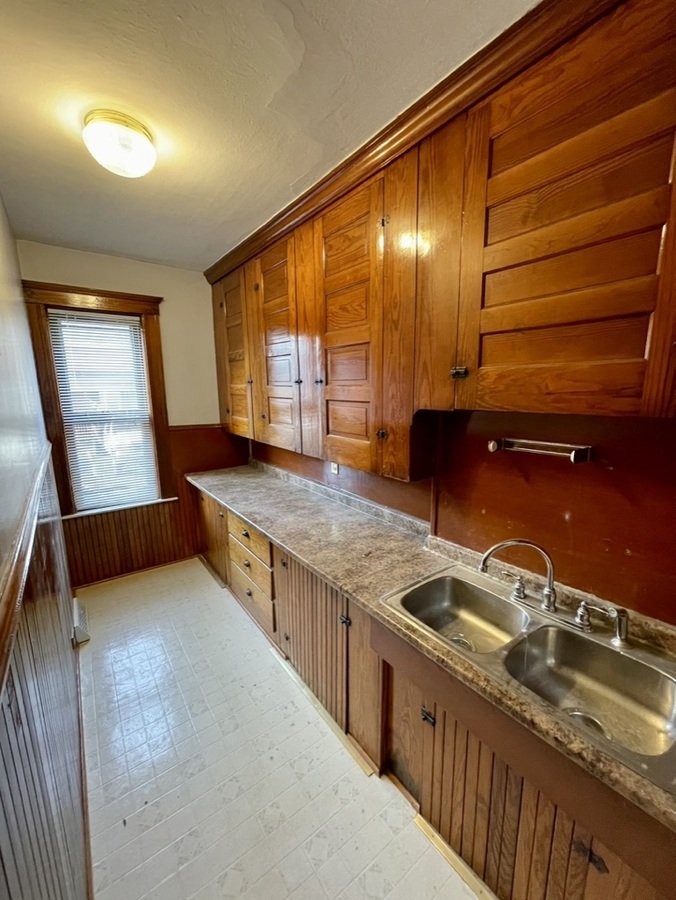 318 Third Ave Woonsocket, RI Apartment for Rent Rentable