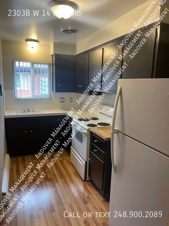 2303 B W 14 Mile Rd Royal Oak, MI Apartment for Rent