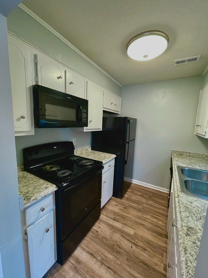 Meadow Wood Apartments 2404 Nordahl Dr Augusta, GA