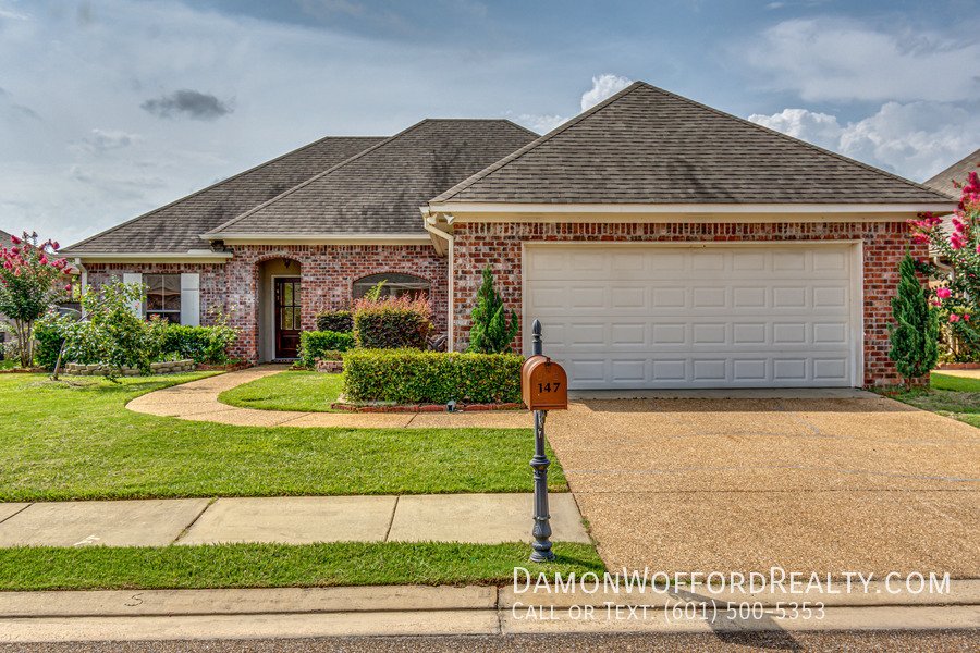 147 Traditions Pkwy Flowood, MS House for Rent Rentable