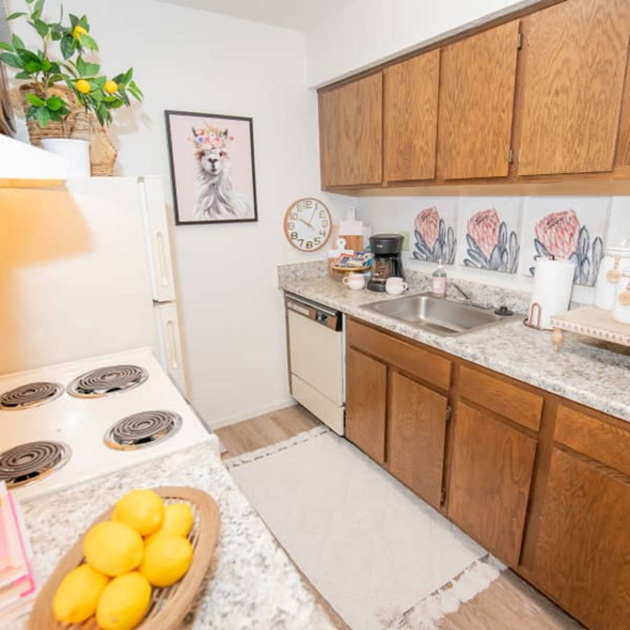 Riverpark at Kensington Apartments Tulsa, OK Rentable