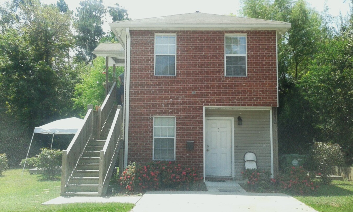 3712 W 7Th 1Bd Cozy Duplex Near Usm 750/mo;... Apartments