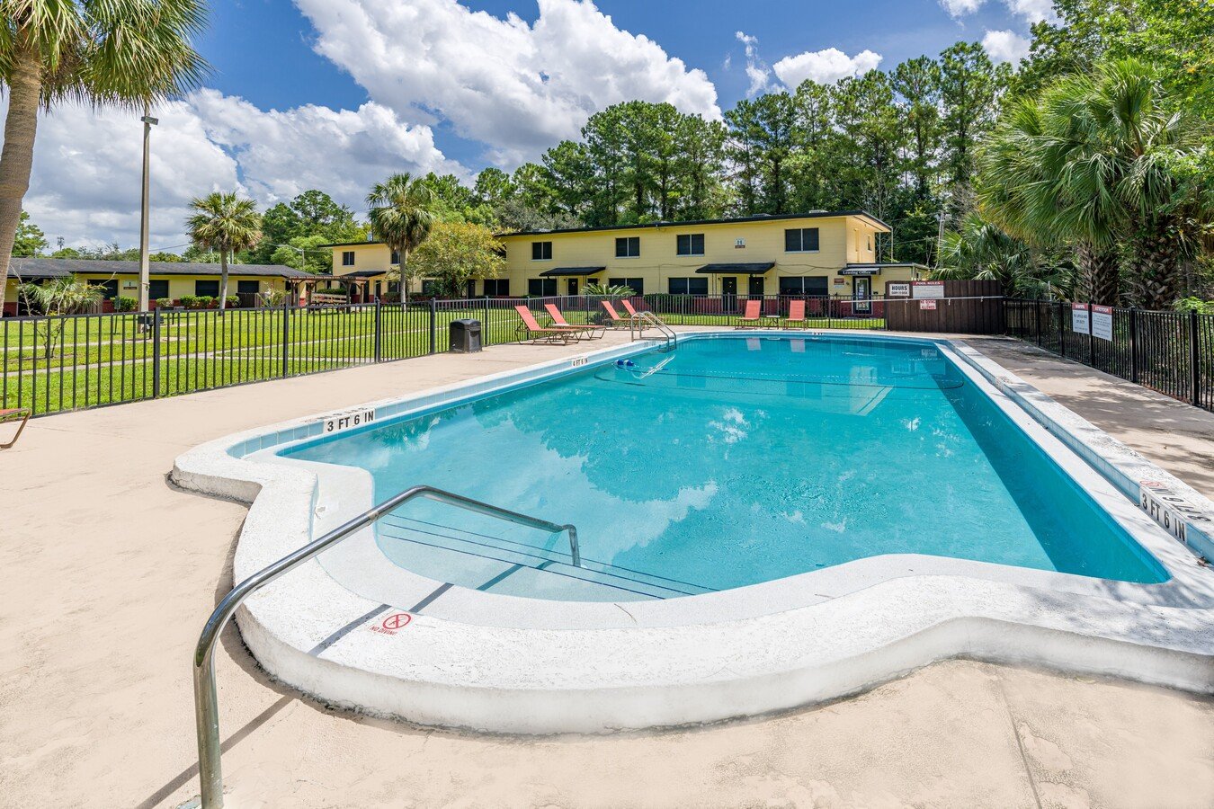 Ortega Village Apartments Jacksonville, FL Rentable