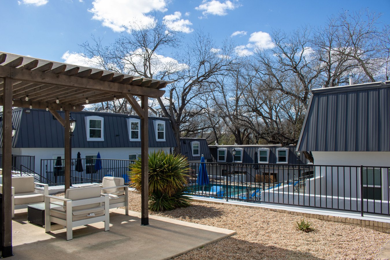 Mueller Crossing Apartments 5020 Manor Rd Austin, TX