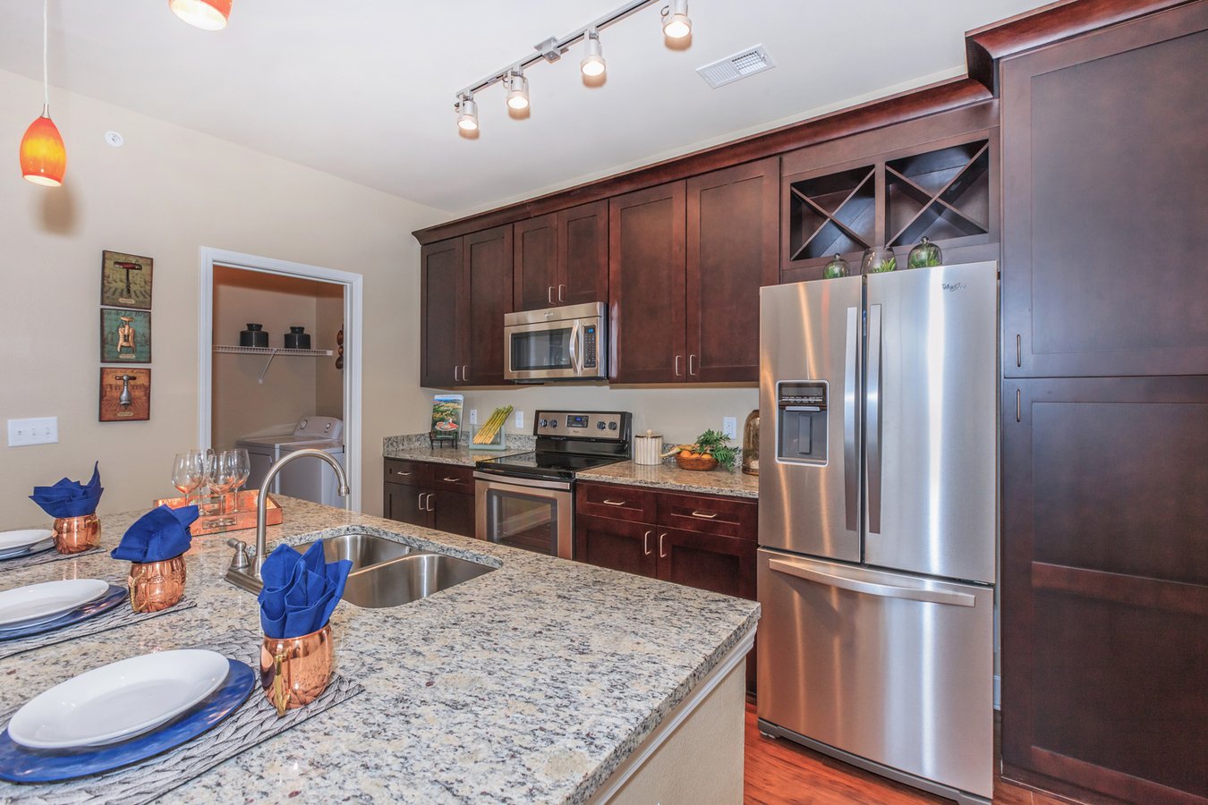 Sorrento at Deer Creek Apartment Homes Overland Park, KS