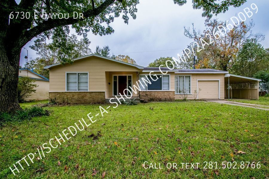 6730 E Bayou Dr Hitchcock, TX House for Rent Rentable