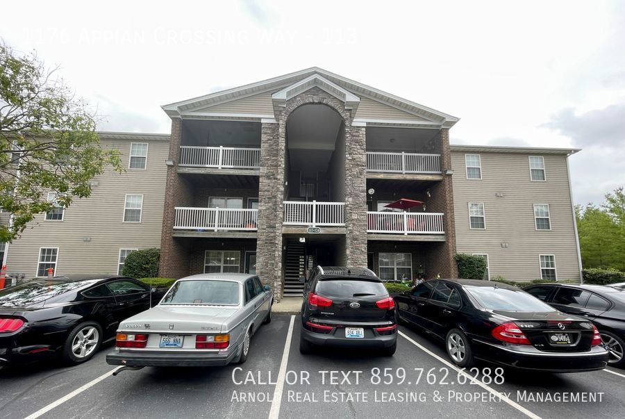 1176 Appian Crossing Way Lexington, KY Apartment for Rent