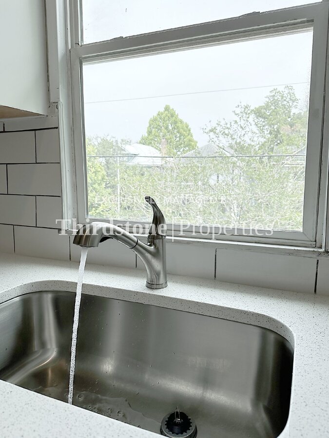 1936 N Laura St a Jacksonville, FL Apartment for Rent