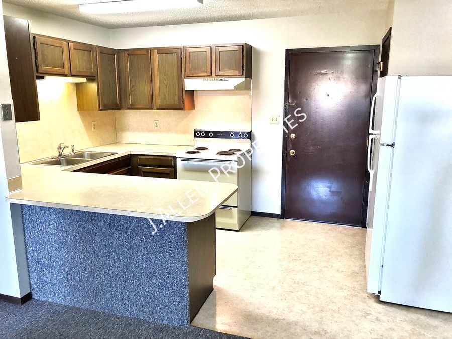 606 W Prairie Ave Norfolk, NE Apartment for Rent Rentable