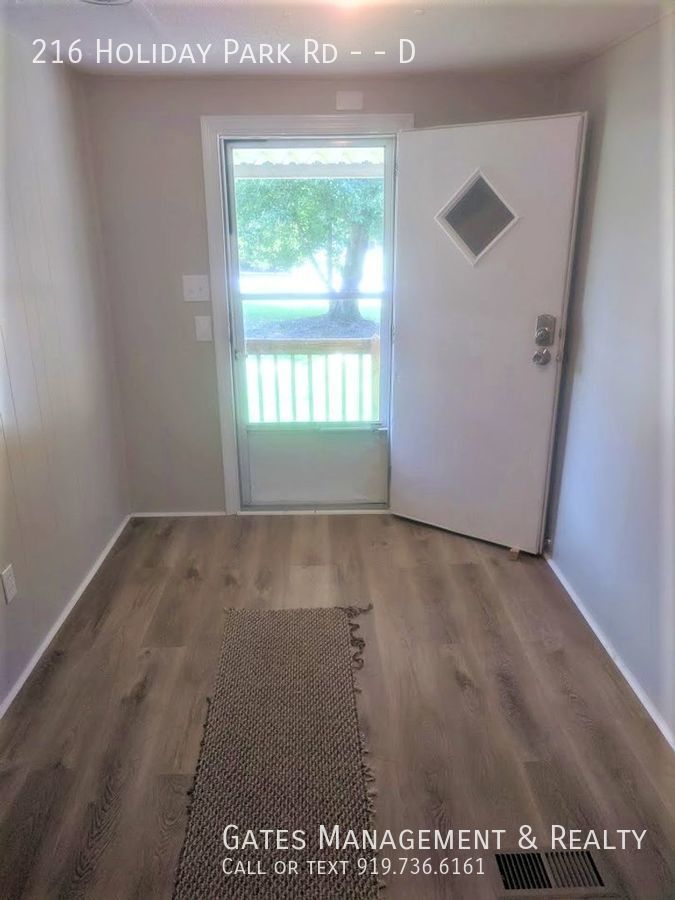 216 Holiday Park Rd Hillsborough, NC Apartment for Rent