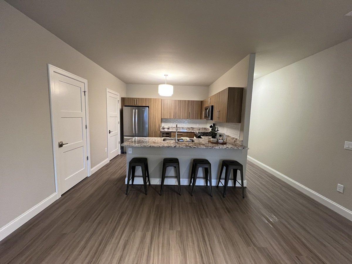 Foxtown Townhomes Apartments Mequon, WI Rentable