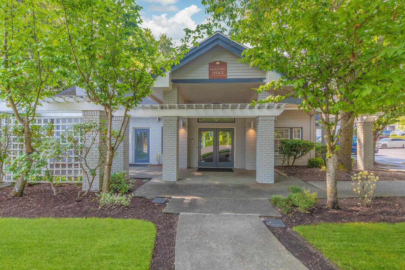 Arbour Court Apartments 2225 S 112Th St Seattle, WA