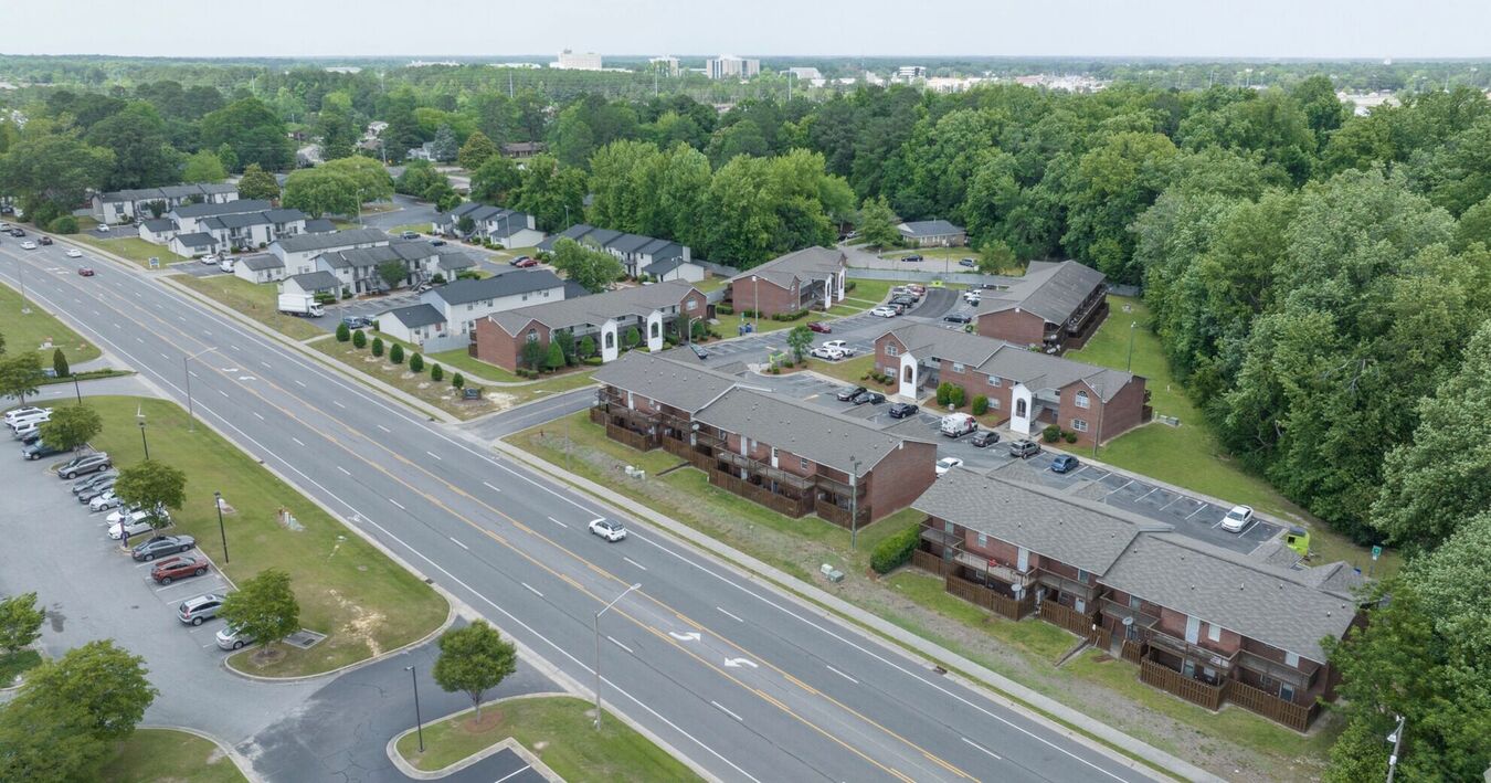 1608 Arlington Blvd Greenville, NC Apartment for Rent