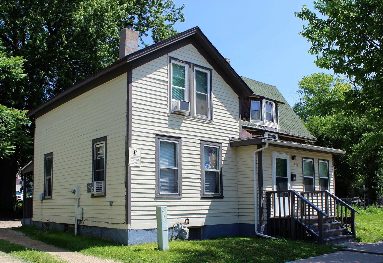 924 W Dayton St Madison, WI House for Rent Rentable