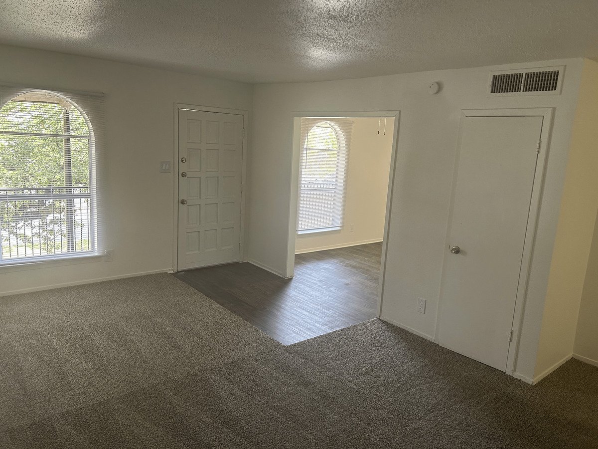 Prestonwood Hillcrest Apartments Dallas, TX Rentable