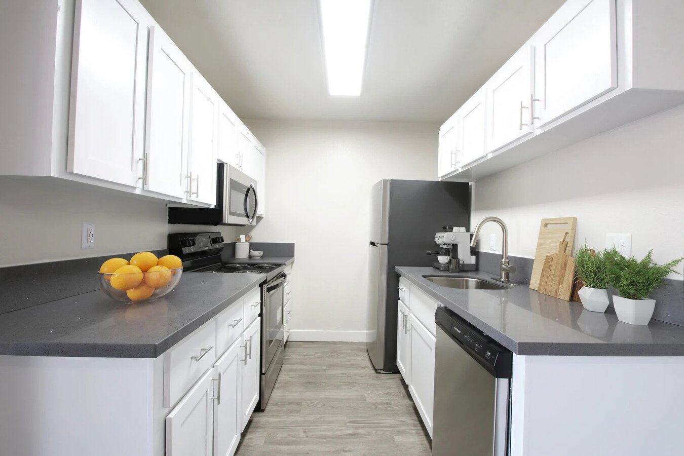 Esper Apartments 4255 W Viking Rd Las Vegas, NV Rentable