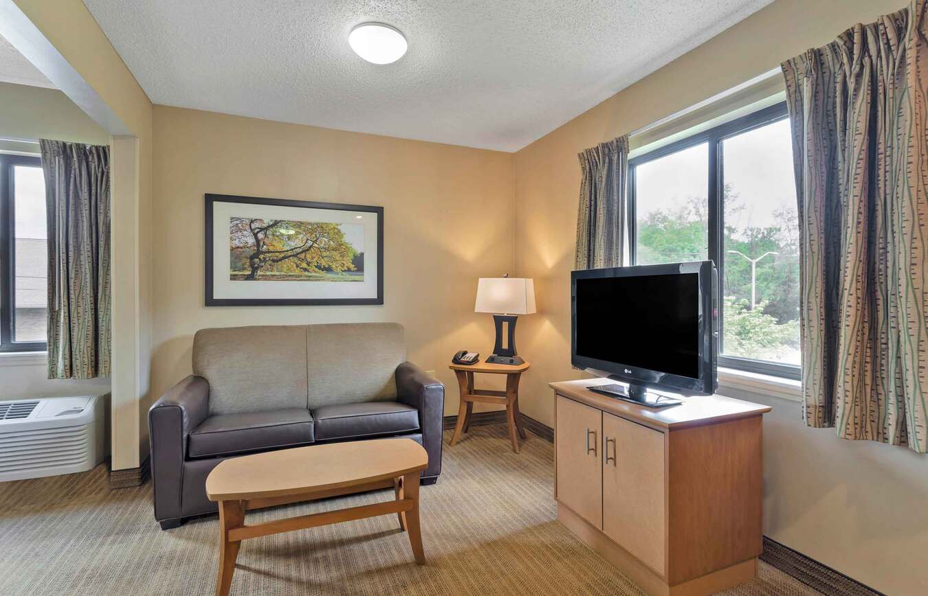 Raleigh Cary Regency Parkway South Apartments Cary, NC