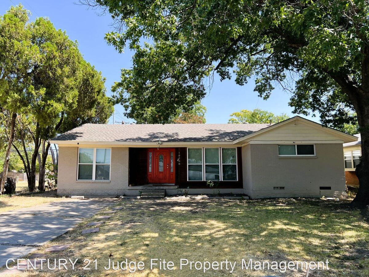 10208 Goodyear Dr Dallas, TX House for Rent Rentable