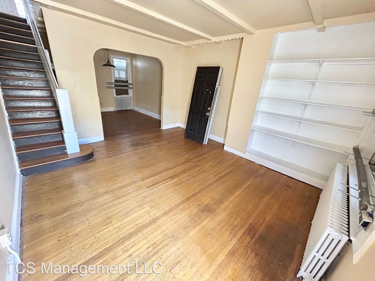447 E Mechanic St Philadelphia, PA House for Rent Rentable
