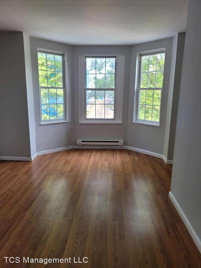 5217 Chester St Philadelphia, PA Apartment for Rent