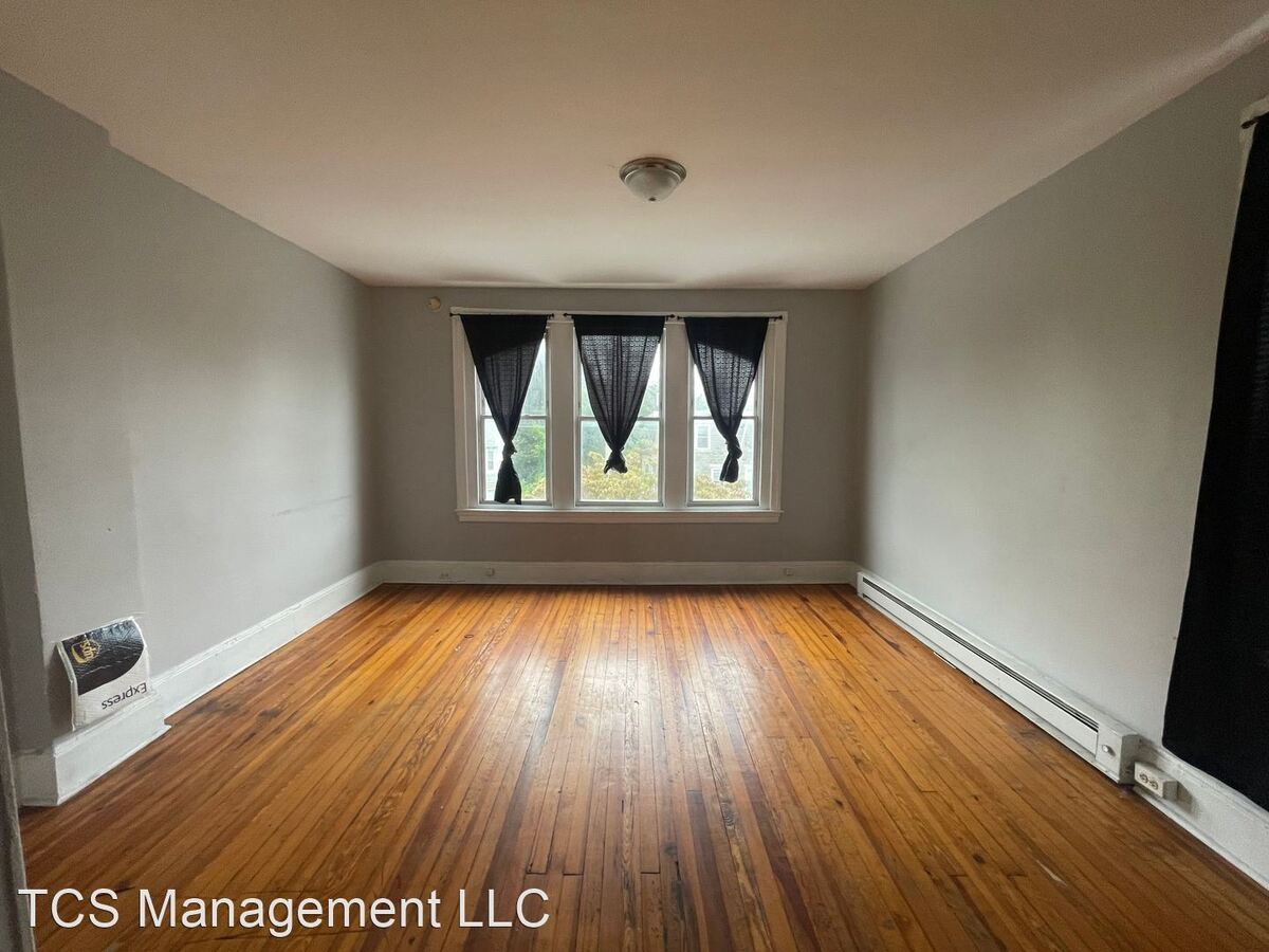 147 W Manheim St Philadelphia, PA Apartment for Rent