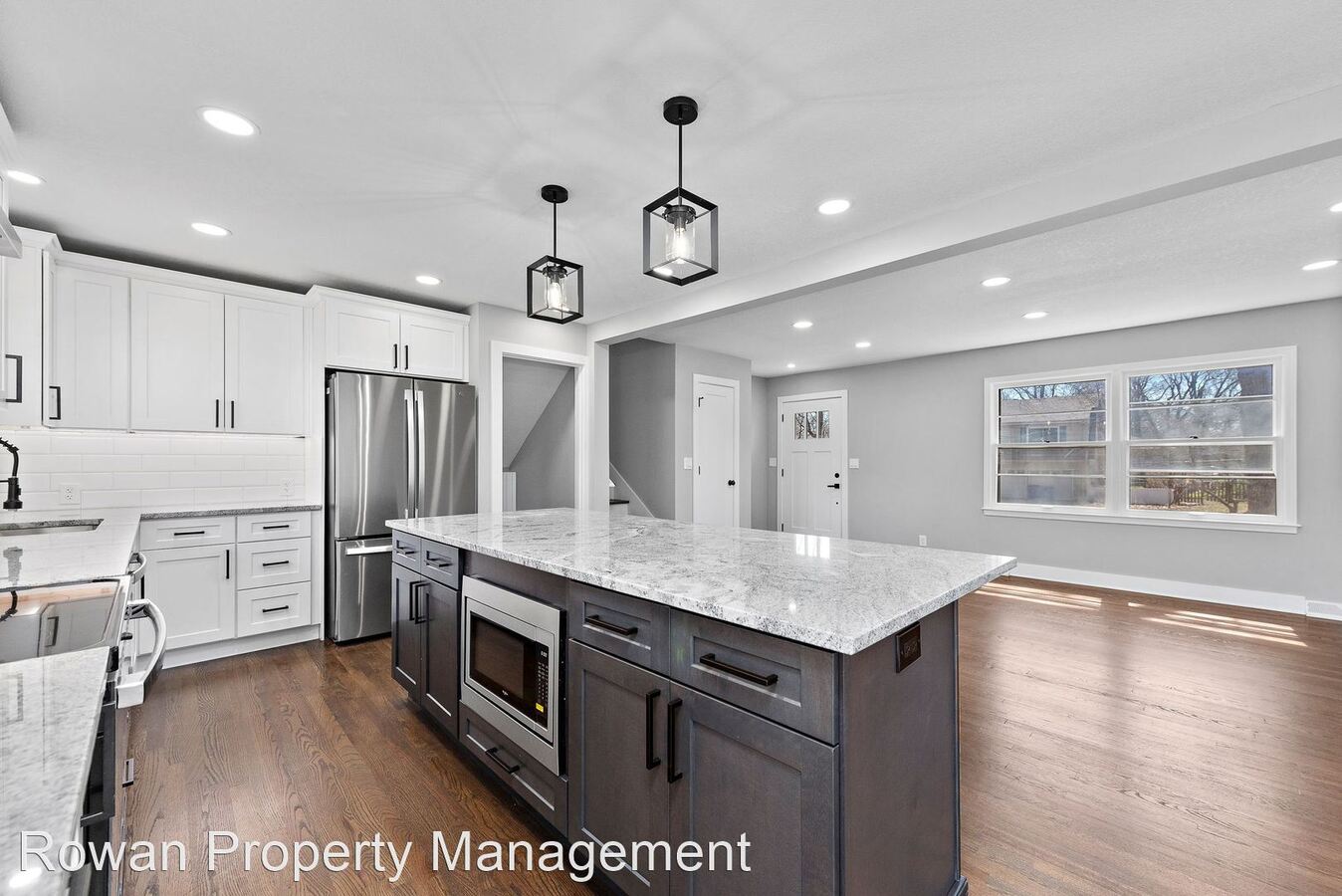 Renovated Four Bedroom Home In Overland Park Apartments Overland Park, KS