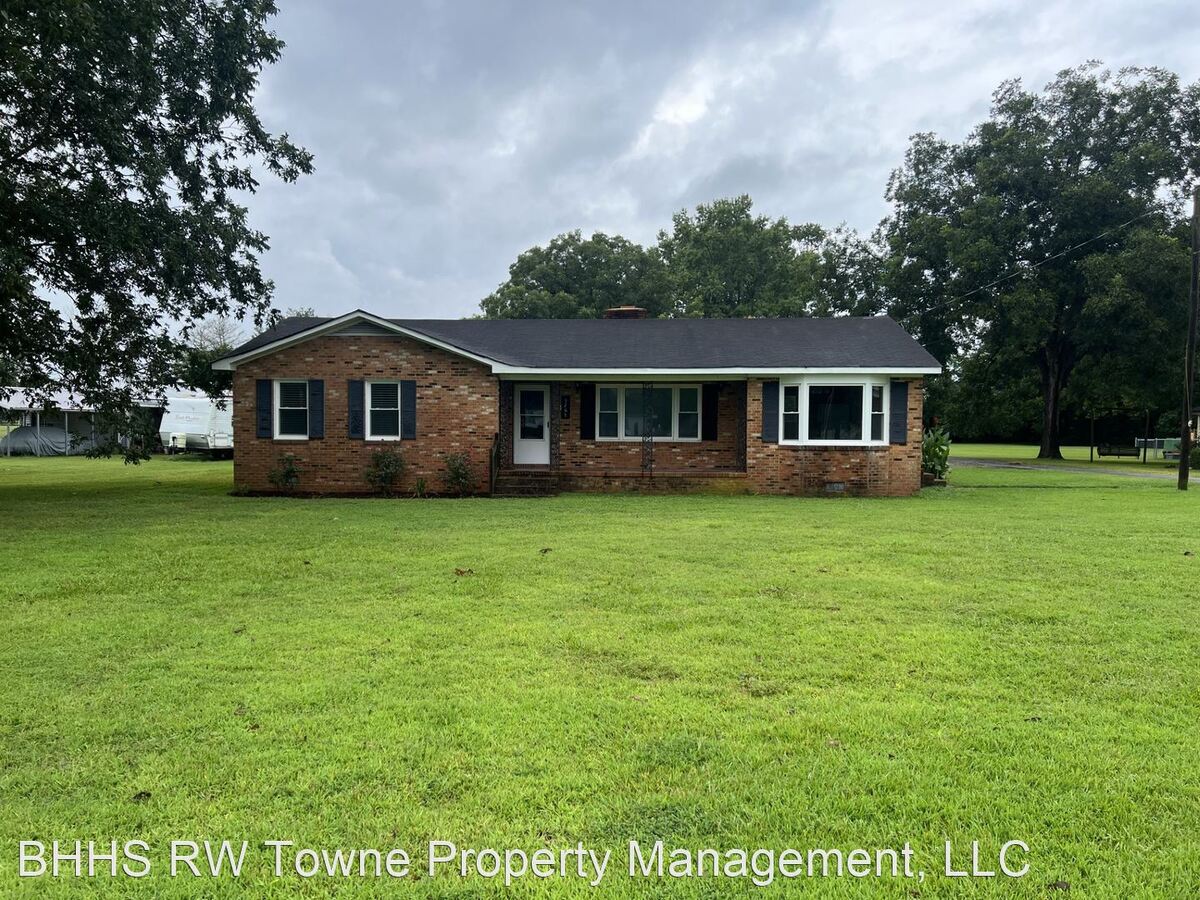 3267 Lake Prince Dr Suffolk, VA House for Rent Rentable