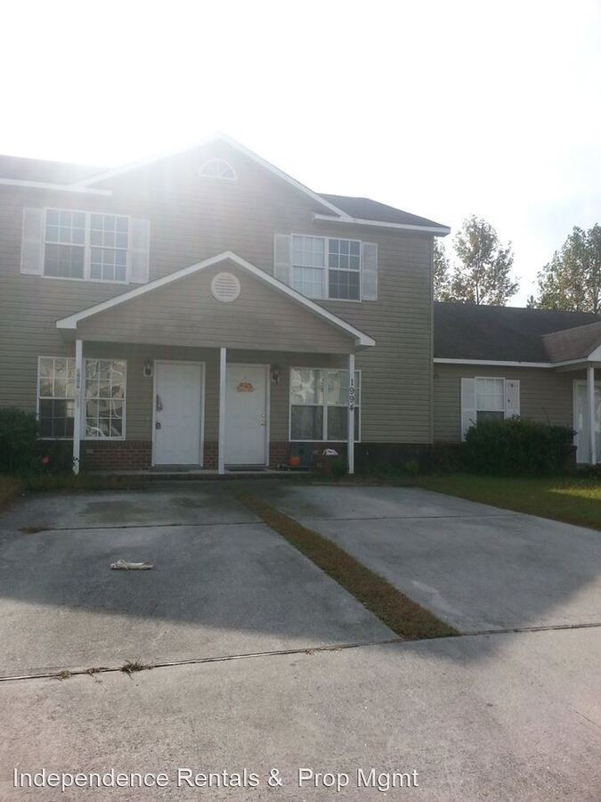 1994 Brandymill Ln Jacksonville, NC House for Rent Rentable