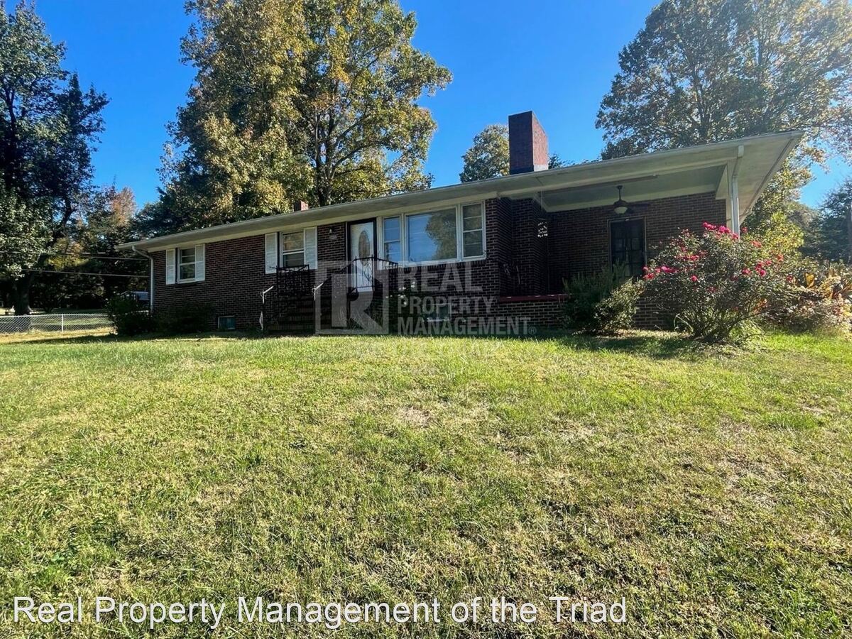 3901 Tony Dr Winstonsalem, NC House for Rent Rentable