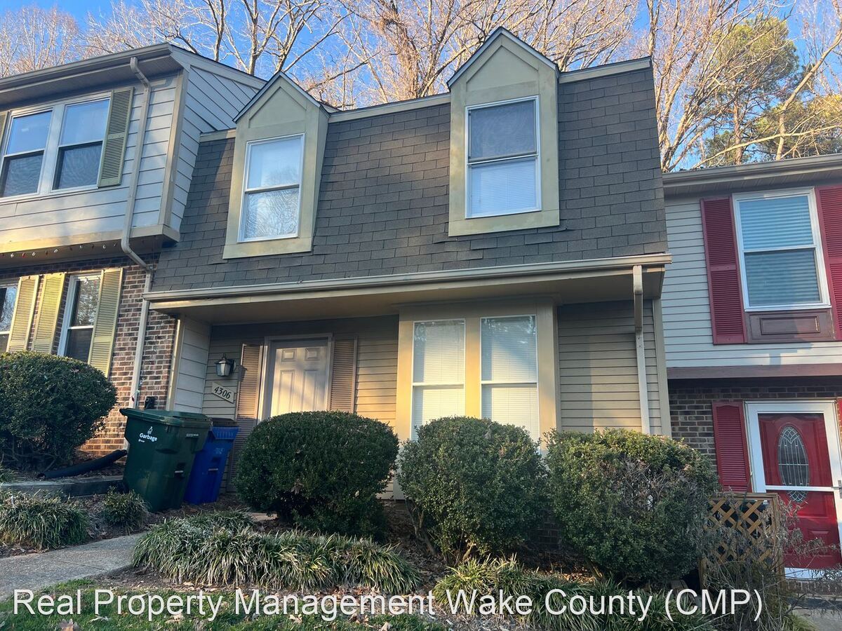 2 Bed 15 Bath Townhouse By Ncsu Students... Apartments Raleigh, NC