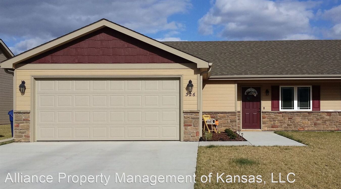 326 Highland Grove Dr Manhattan, KS House for Rent Rentable