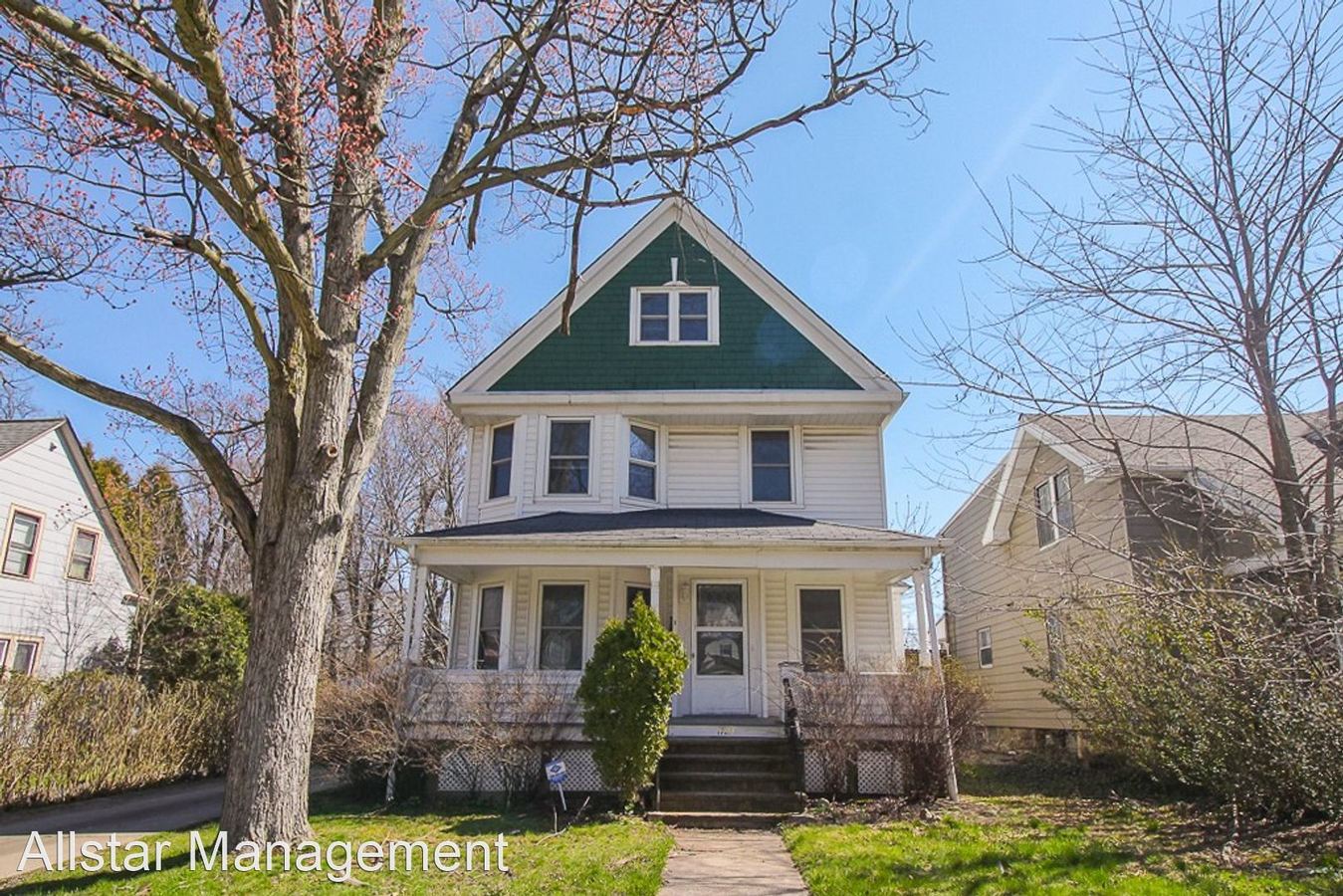 1725 Preyer Ave Cleveland Heights, OH House for Rent