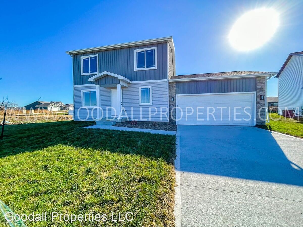 290 NW Ct Waukee, IA House for Rent Rentable