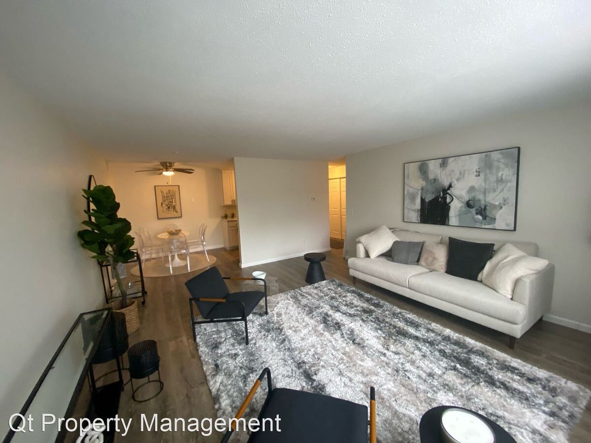 H2 Flats Apartments 2662 Scotland Ct Mounds View, MN